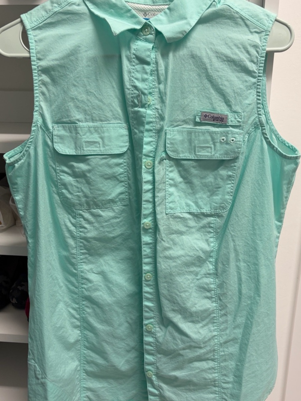 Columbia Lightweight Mint Green Mesh-Lined Top